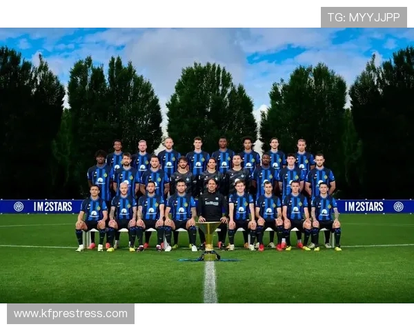 加维领衔新一代足球明星崛起,助力球队冲击冠军梦想 加维领衔新一代足球明星崛起,助力球队冲击冠军梦想